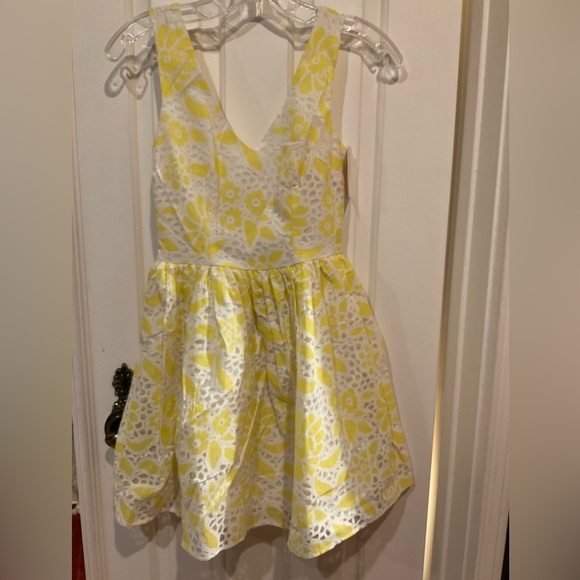 NWT Love Ady Eyelet Mini Dress - Picture 2 of 4